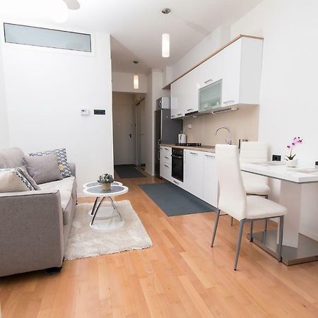 Studio Apartman Bella Apartment Zagreb Exterior foto