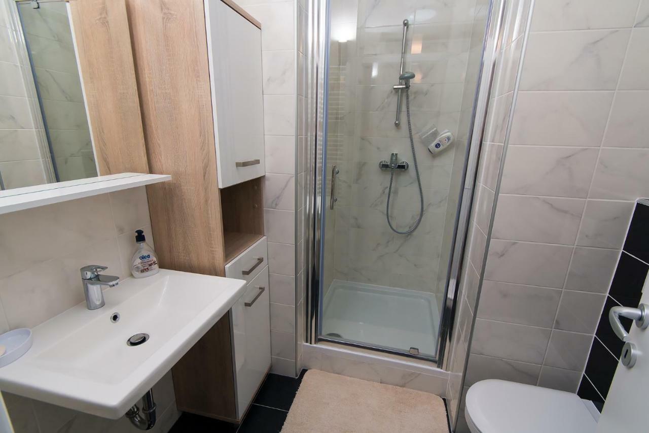 Studio Apartman Bella Apartment Zagreb Exterior foto